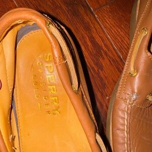 Sperry topsider